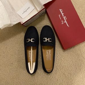 Salvatore Ferragamo flats